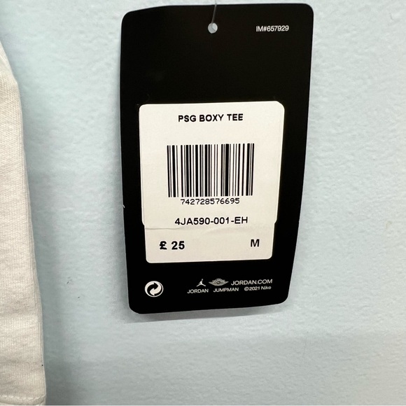 Air Jordan Paris Saint-Germain white boxy tee size Medium NWT - Picture 3 of 5